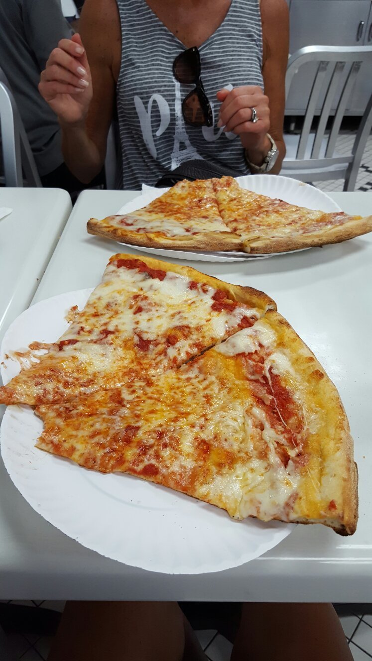 Spinelli`s Pizzeria